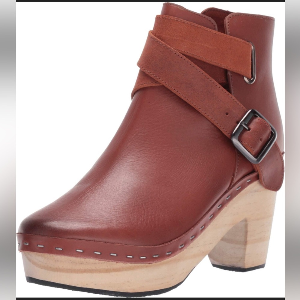 Free People Bungalow Boot clog
